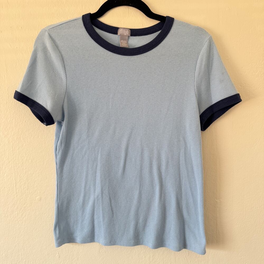 Tilly's color block crew neck t-shirt